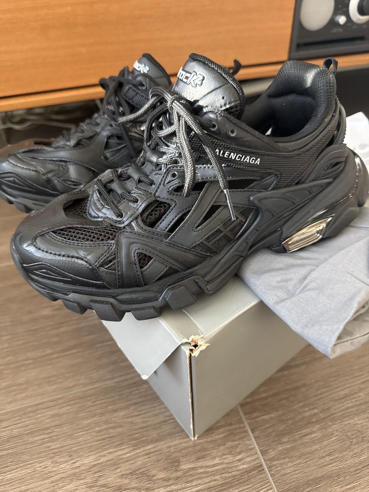 Balenciaga Balenciaga Track 2 size 39 Size US 6 / EU 39 - 3 Thumbnail