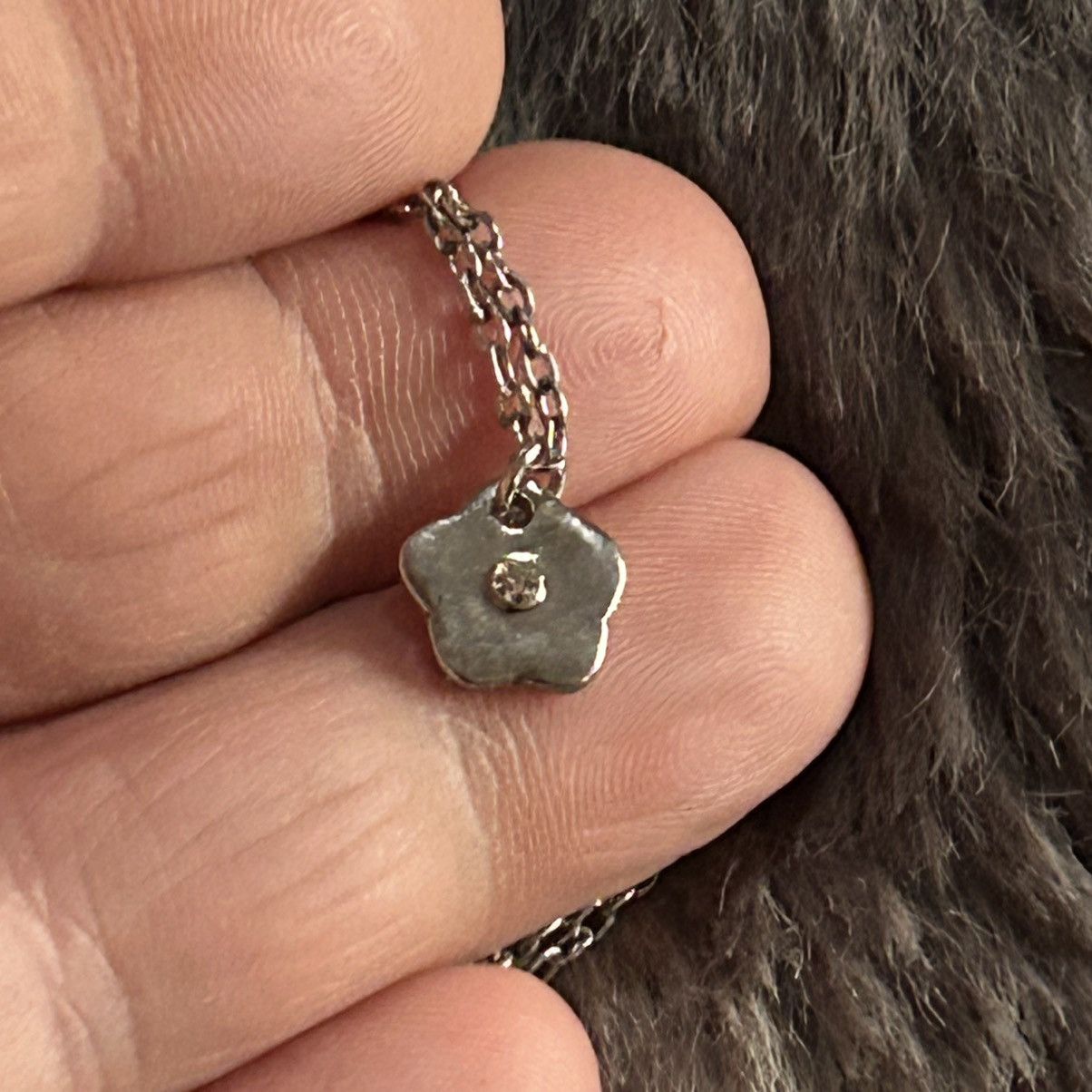 Handmade Handcrafted clear glass stone accent flower pendant necklace Size ONE SIZE - 7 Thumbnail