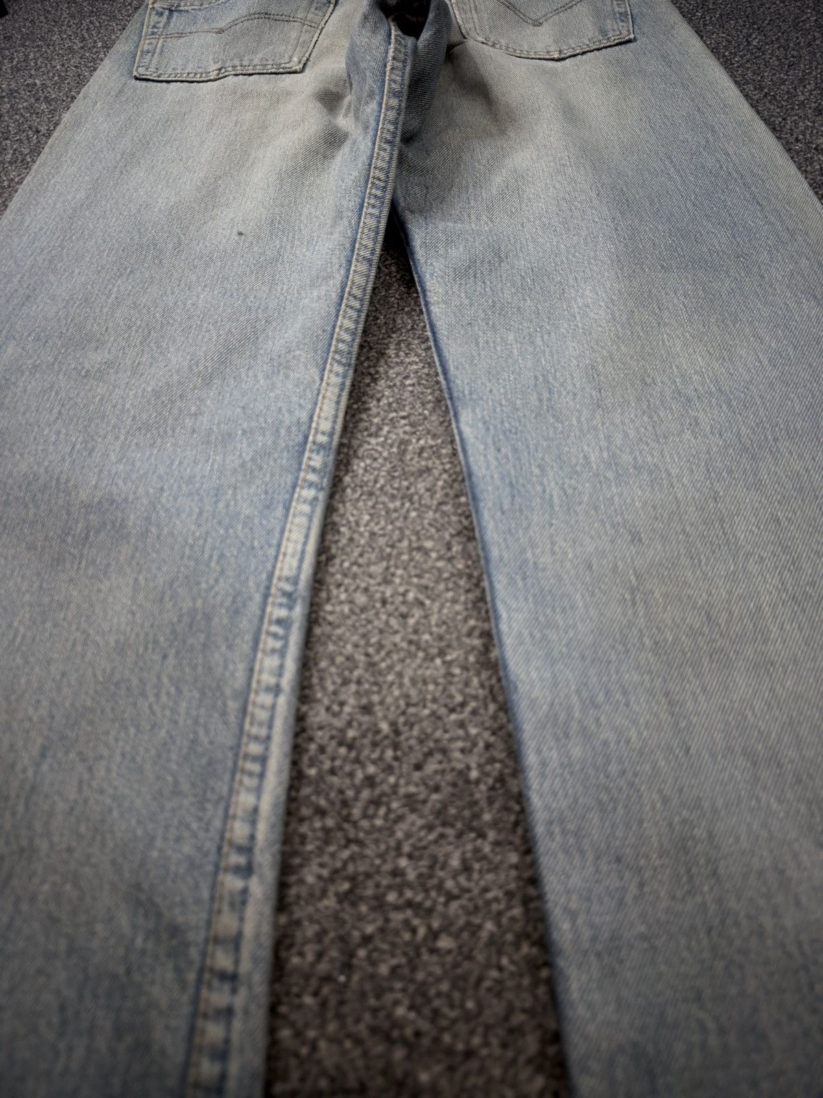 Levi's Vintage Clothing Vintage Levi’s 501 USA 90s Distressed Fade Denim Size US 29 - 10 Thumbnail
