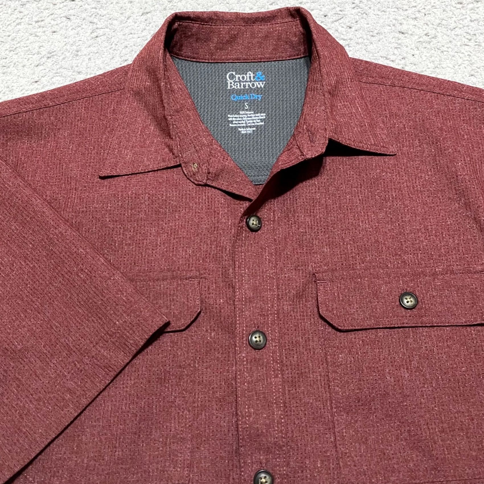 Croft & Barrow Croft & Barrow Mens Small Shirt Red Button-Front Quick Dry Vented Outdoor Size US S / EU 44-46 / 1 - 4 Thumbnail
