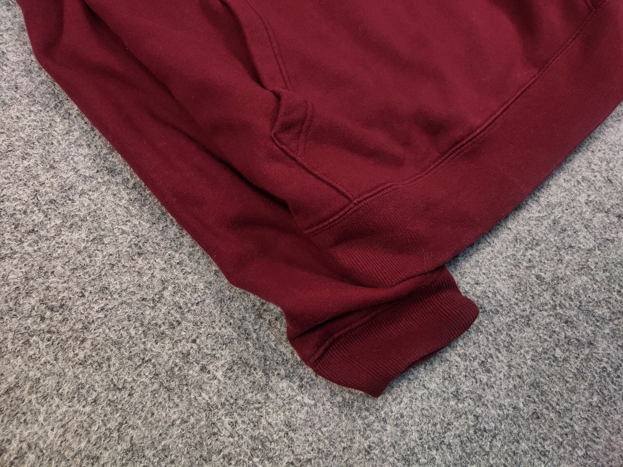Gap Vintage Gap Burgundy Logo Classic Hoodie Y2K Hype Style Size US L / EU 52-54 / 3 - 6 Thumbnail