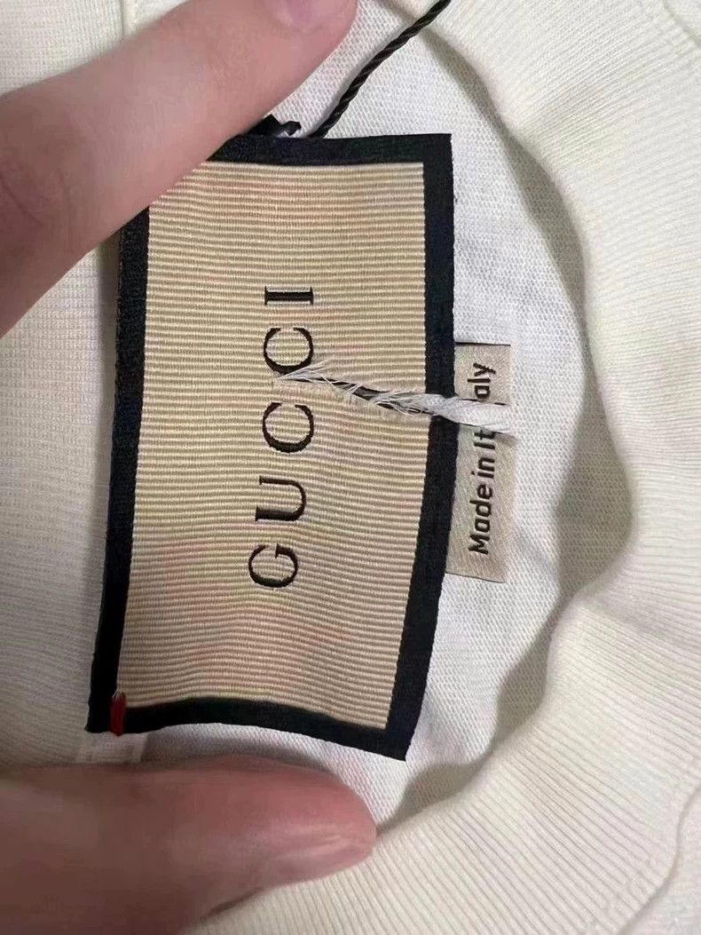 Gucci GucciCartoon Dragon Logo Letter Print Short Sleeve 2503-Nex Size S / US 4 / IT 40 - 3 Thumbnail