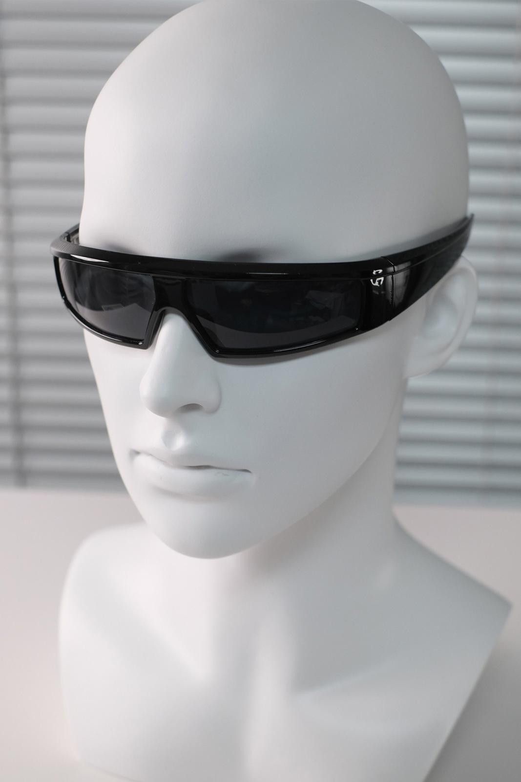 Other Y2k Avant Garde Futuristic Black Rectangle Sunglasses Unisex Size ONE SIZE - 1 Thumbnail