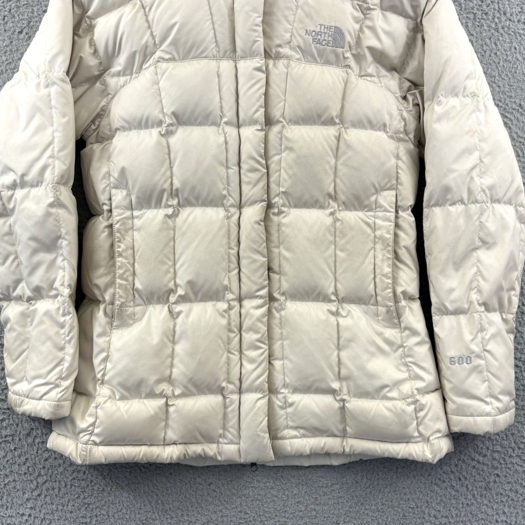 The North Face VINTAGE The North Face Puffer Jacket Womens Small Cream 600 Down Insulated Outerwear Zip Size S / US 4 / IT 40 - 2 Thumbnail