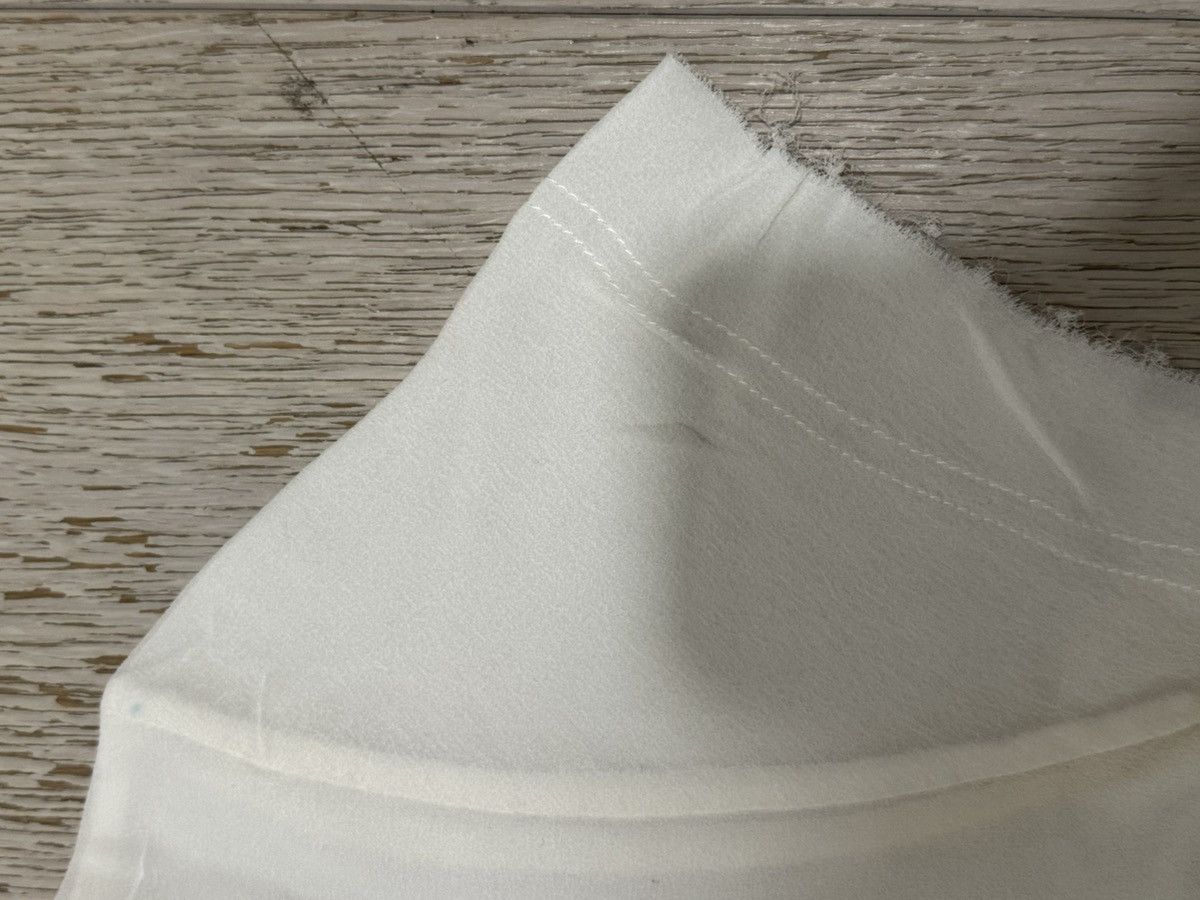 Givenchy White givenchy t-shirt - SILK Size US XS / EU 42 / 0 - 8 Thumbnail