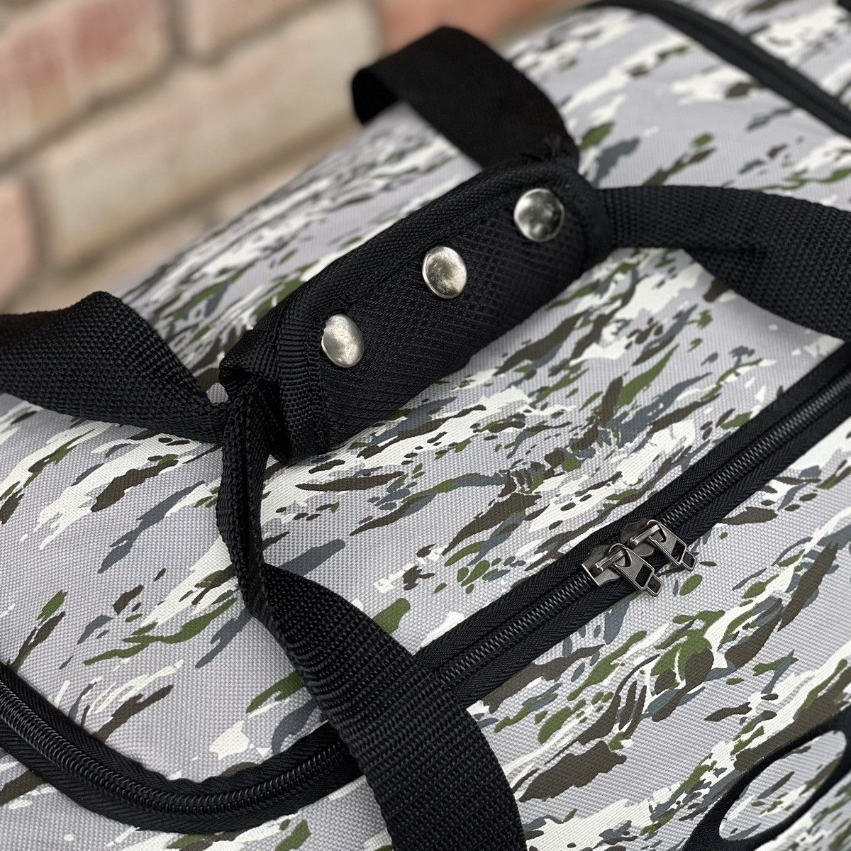 Oakley Oakley Camouflage Duffle/Travel Bag Size ONE SIZE - 11 Thumbnail