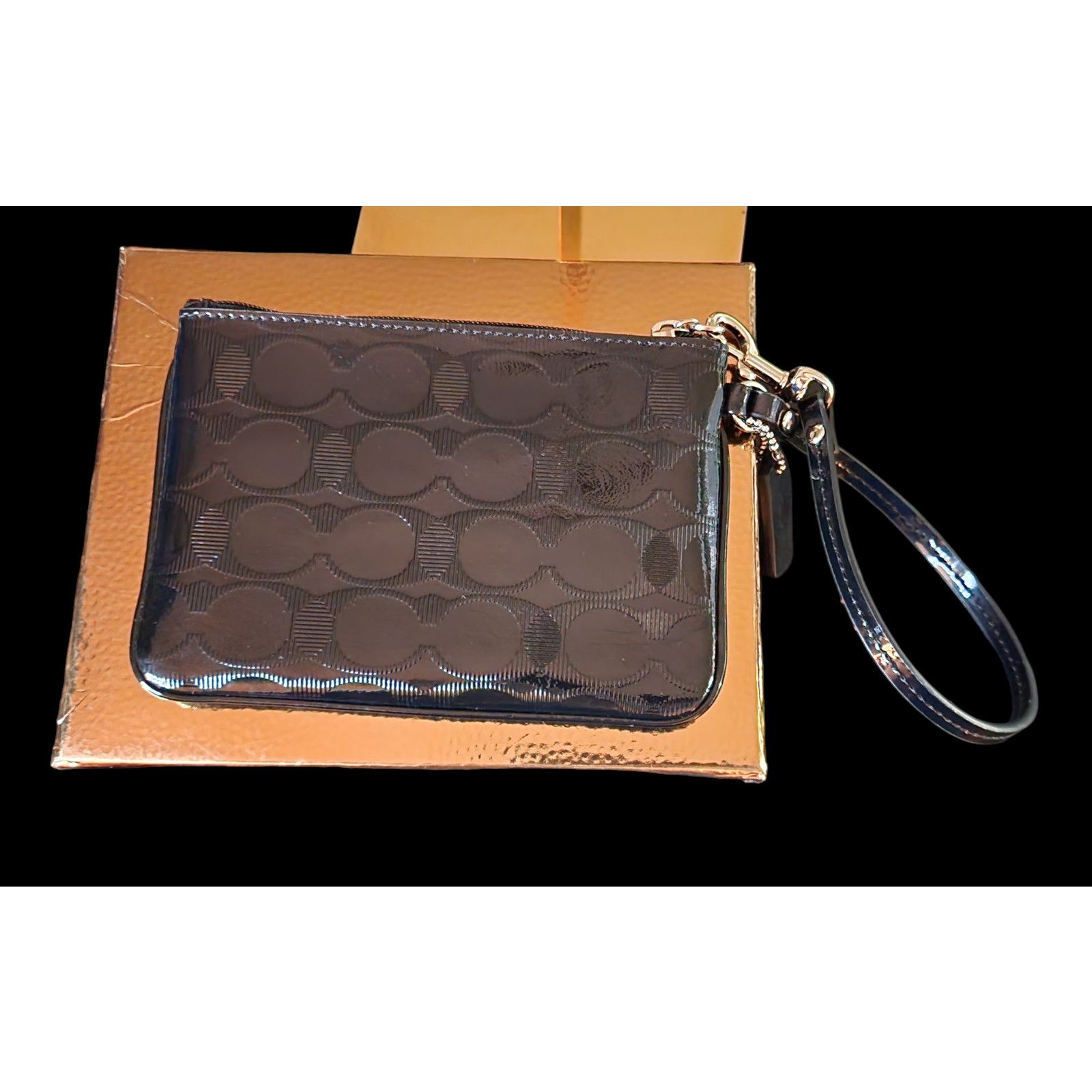 Coach COACH BLACK EMBOSSED PATENT F52282 SMALL WRISTLET PURSE Size ONE SIZE - 2 Thumbnail