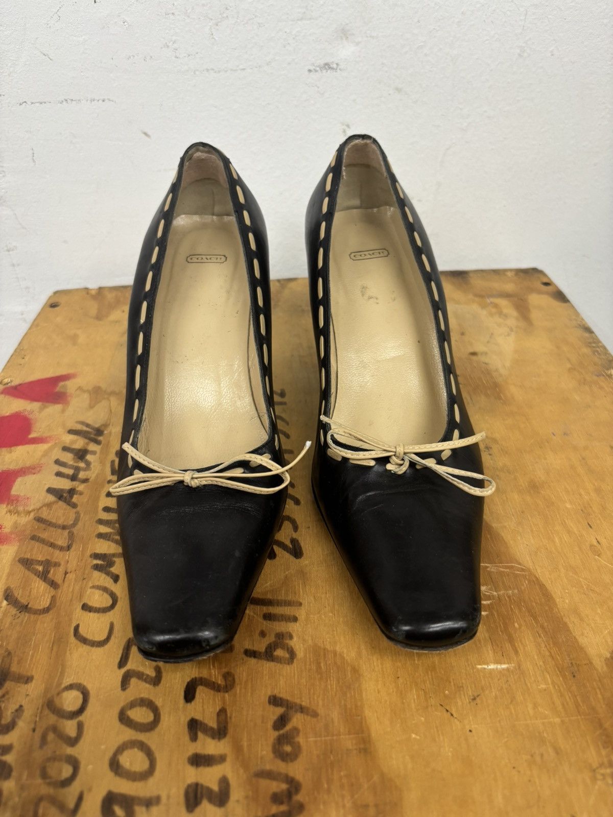 Coach Coach Casandra Square-Toe pump heel Size US 7.5 / IT 37.5 - 1 Thumbnail
