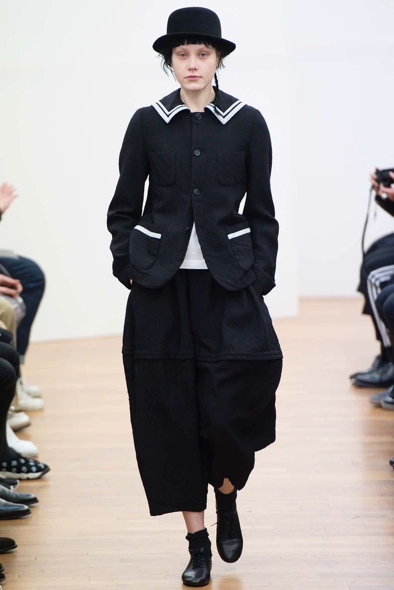 Comme des Garcons Comme des Garcons Navy collar coat Size XS / US 0-2 / IT 36-38 - 1 Thumbnail