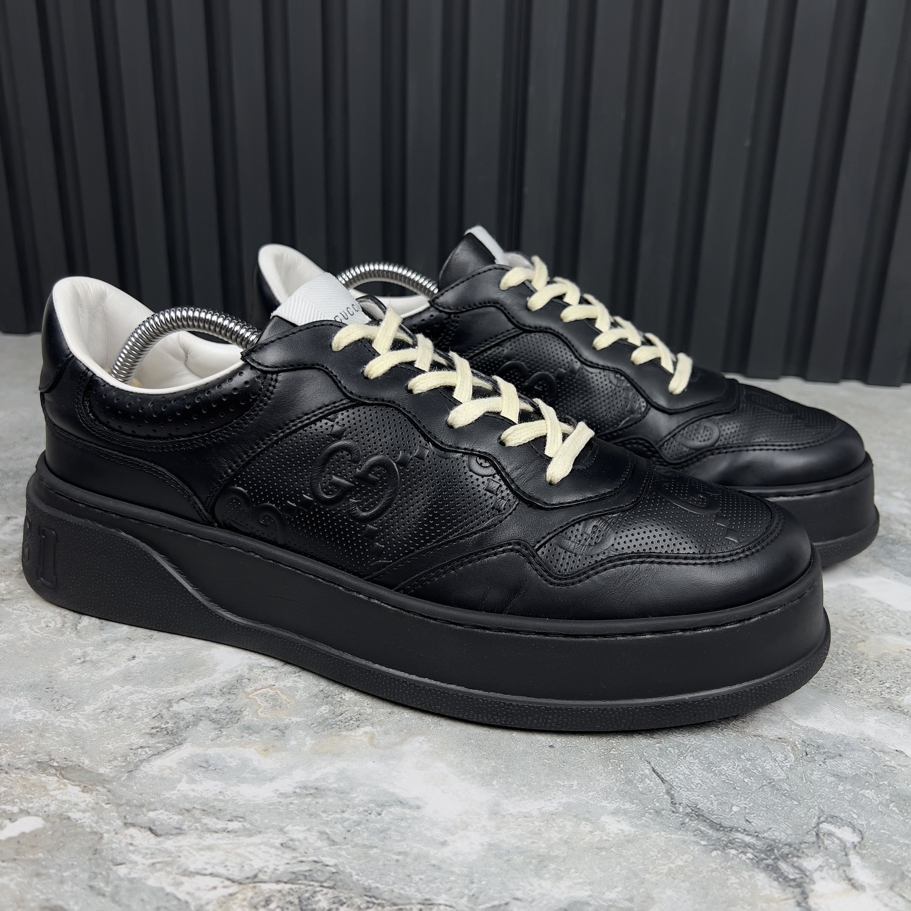 Gucci Gucci Chunky GG Embossed Logo Trainer Sneaker Leather Size US 9.5 / EU 42-43 - 7 Thumbnail
