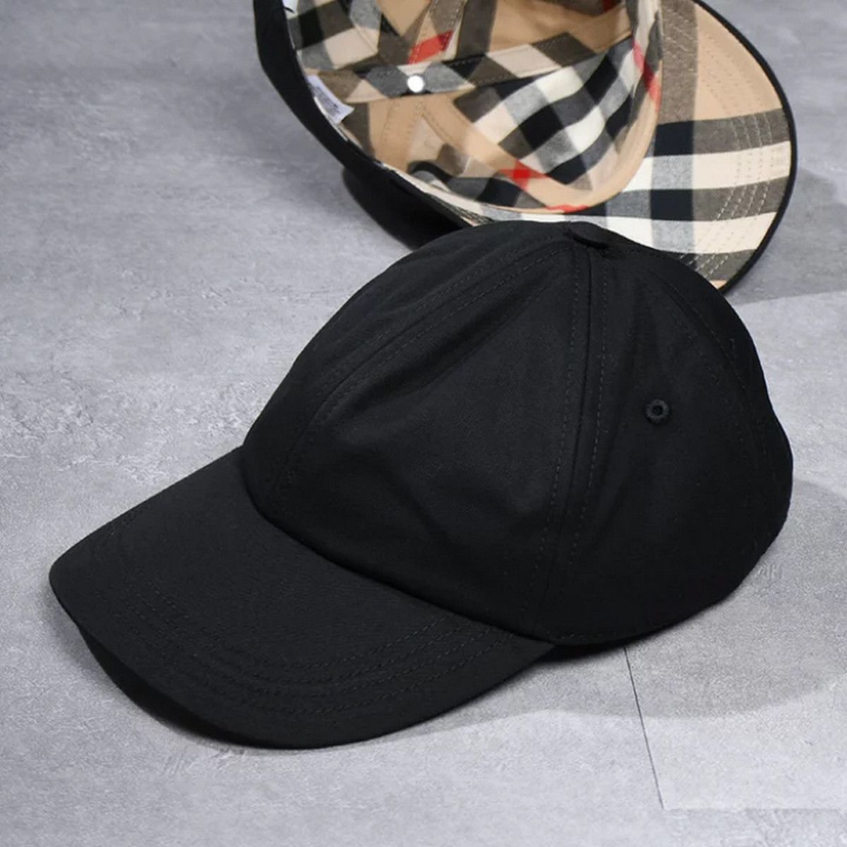 Burberry BURBERRY black baseball cap w IP check details Medium Size ONE SIZE - 1 Thumbnail