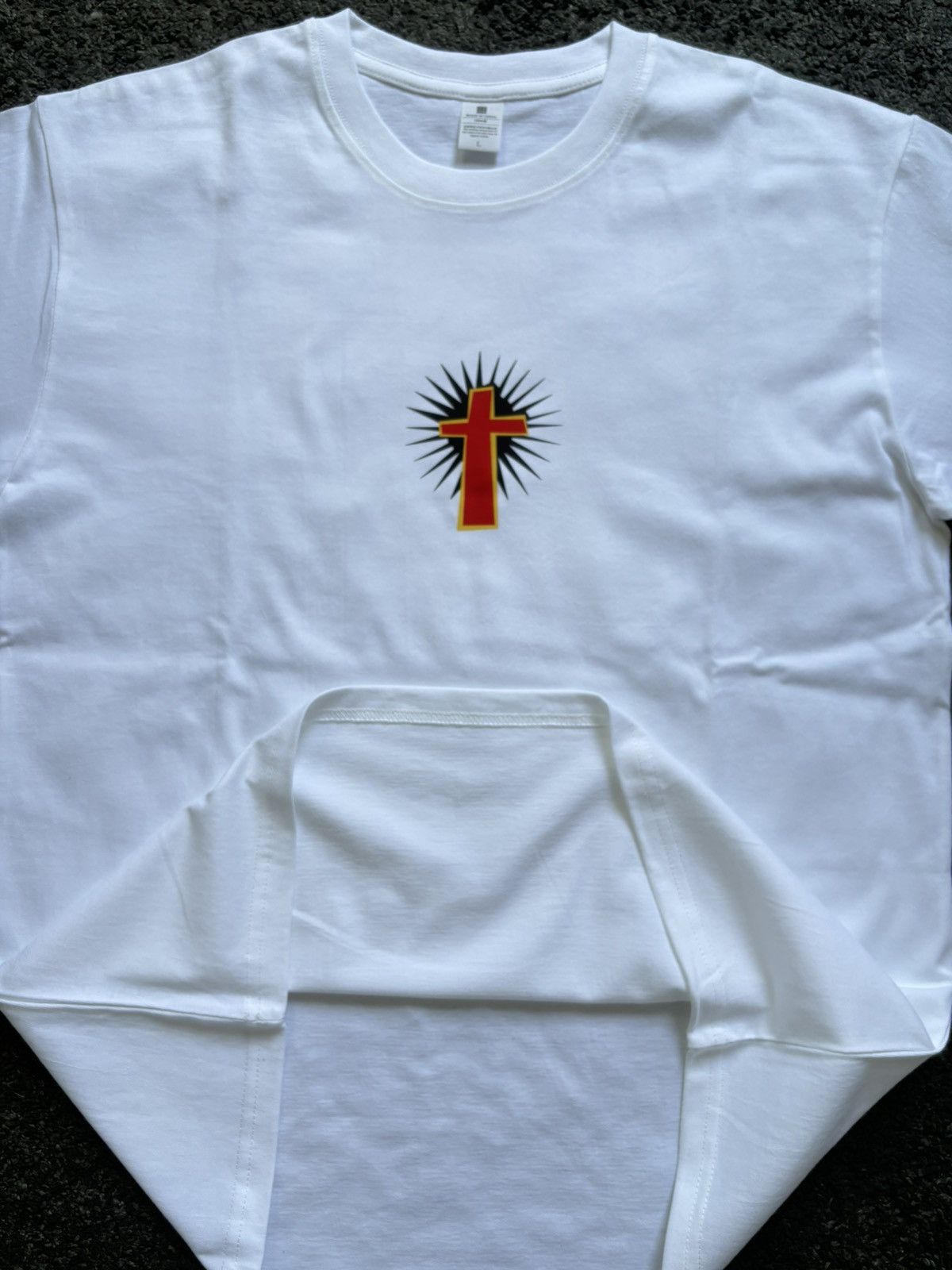 Vintage Vintage red cross Jesus Christian heavyweight white tee Size US M / EU 48-50 / 2 - 8 Thumbnail