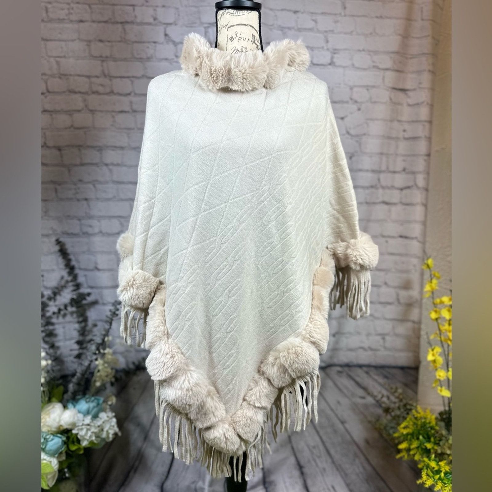 Other Elegant Faux Trim Fringe Poncho - Apricot - Size L (8/10) Size M / US 6-8 / IT 42-44 - 4 Thumbnail