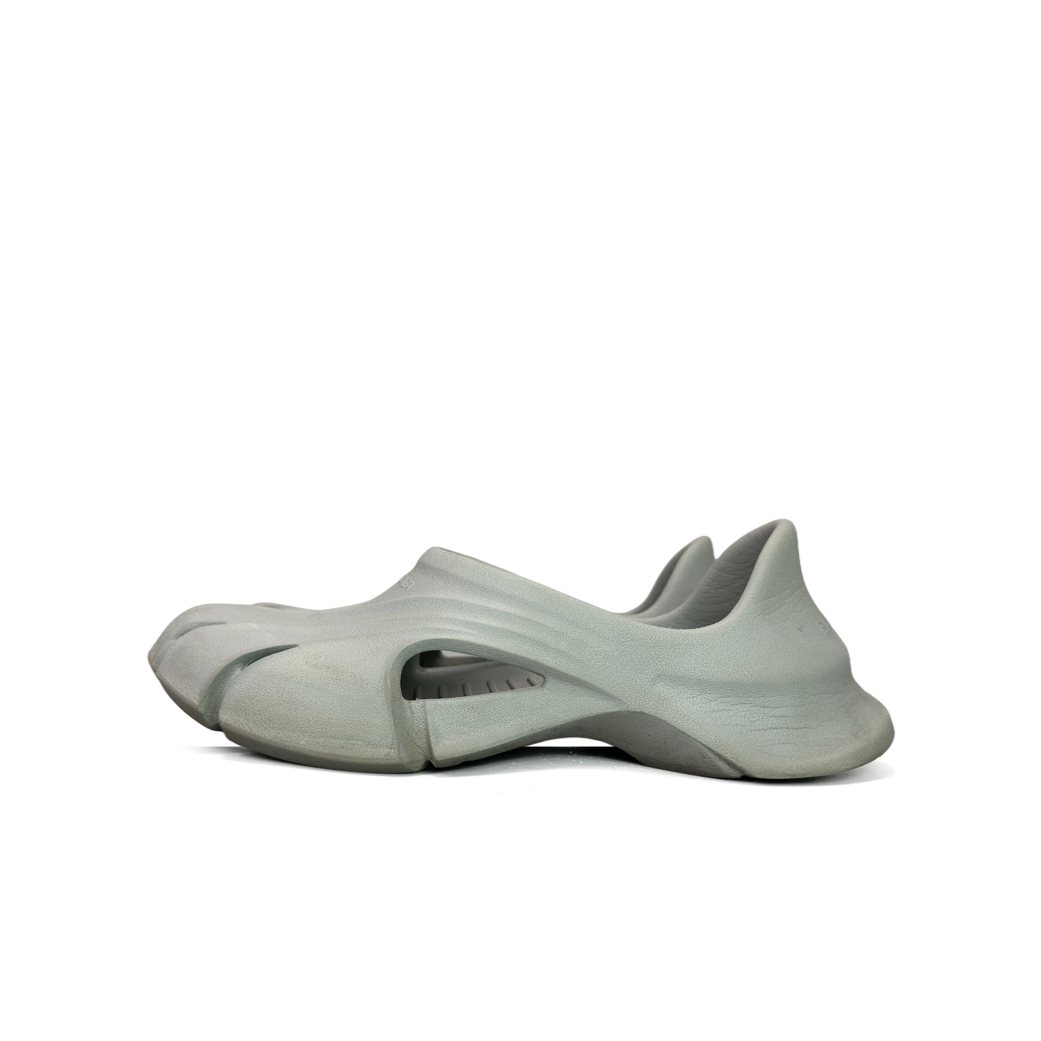 Balenciaga Balenciaga Gray Mold Slip On Clogs Size US 6 Size US 6 / EU 39 - 1 Thumbnail
