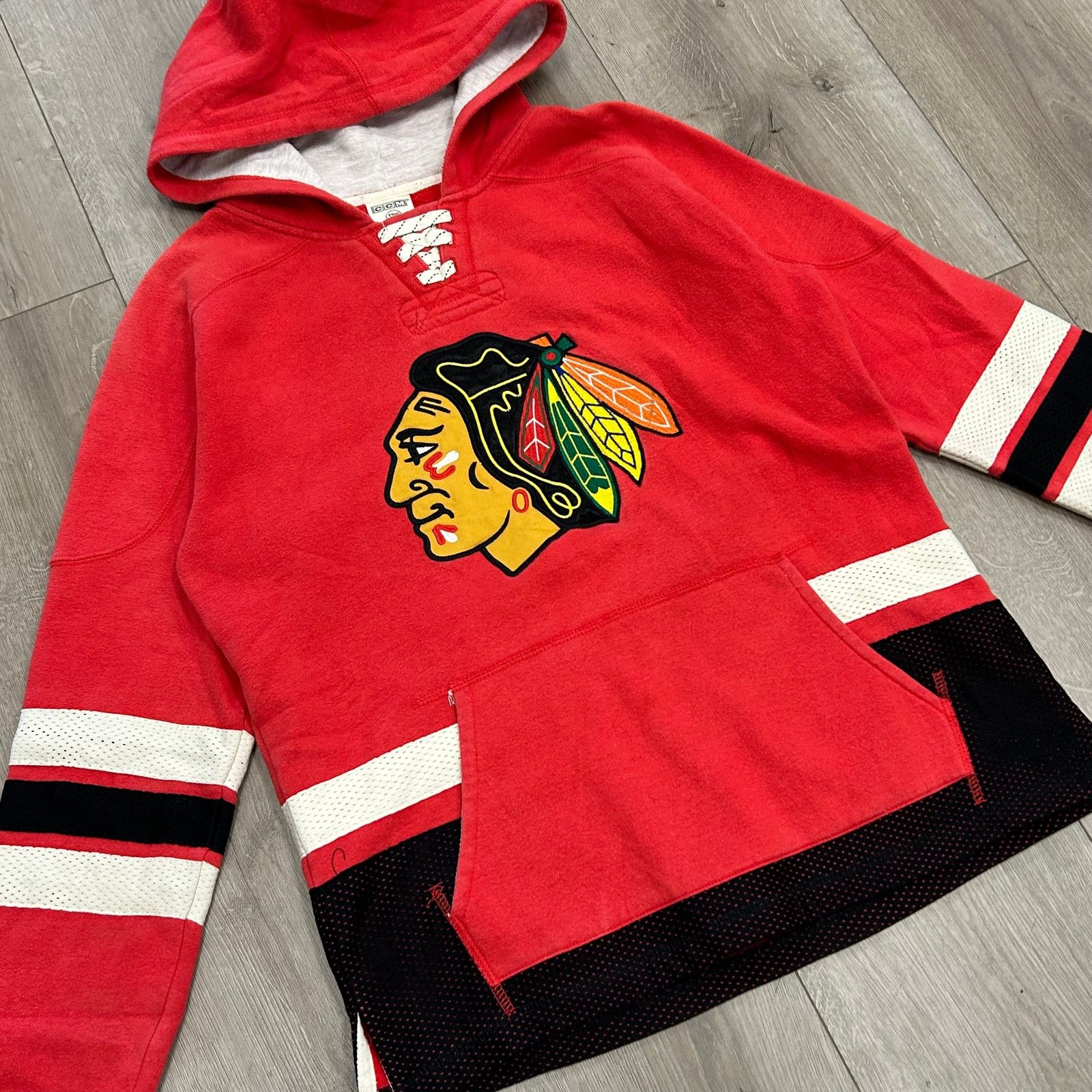 NHL Chicago Blackhawks CCM Hockey Hoodie Youth Boys Large L 14 Size US L / EU 52-54 / 3 - 2 Thumbnail