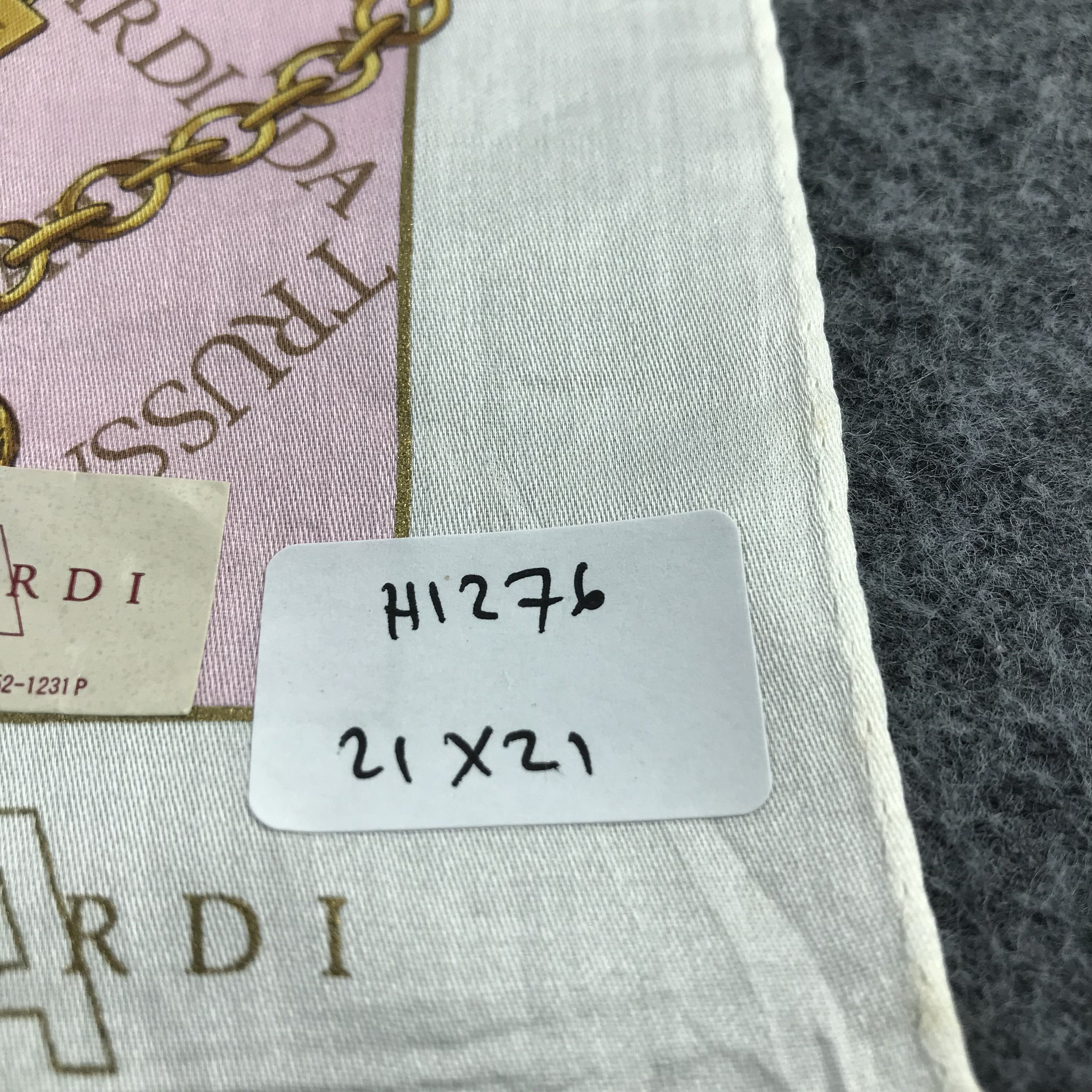 Trussardi Trussardi Handkerchief Neckerchief Bandana H1276 Size ONE SIZE - 5 Thumbnail