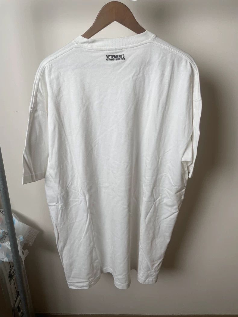 Vetements Vetements Brand Anti-War V Embroidered T-Shirt, Size XS Size US XS / EU 42 / 0 - 4 Thumbnail