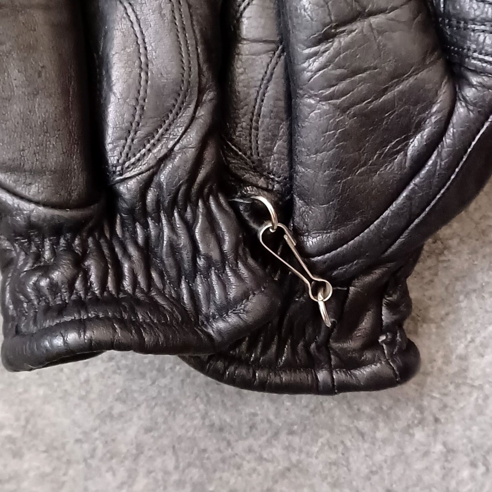 Vintage Leather Gloves Womens S Black Wool Sherpa Lined Puffer Ski Motorcycle Ladies Size ONE SIZE - 6 Thumbnail
