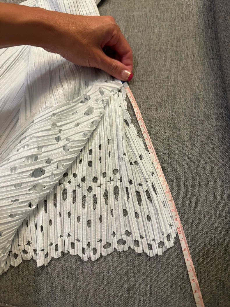 Other Issey Miyake size:3 White skirt Size 42" / US 20 - 9 Thumbnail