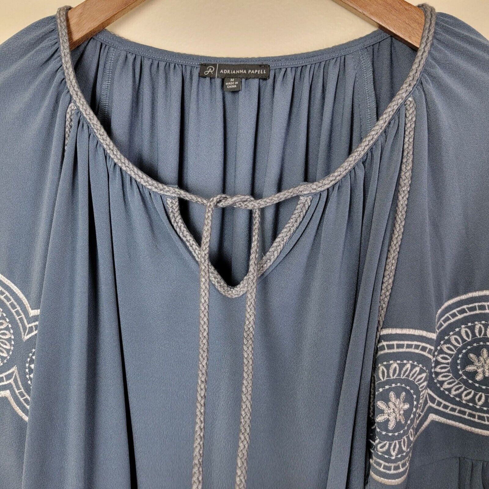 Adrianna Papell Adrianna Papell Embroidered Peasant Blouse Balloon Sleeve Size M / US 6-8 / IT 42-44 - 5 Thumbnail