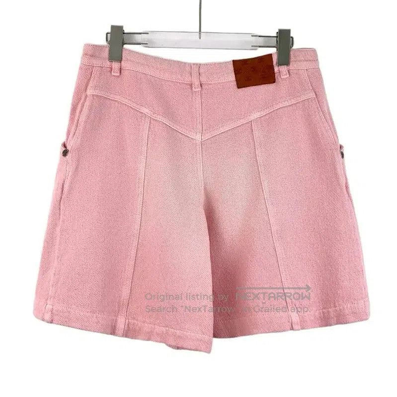 Chanel Chanel Pink Cotton Women’s Shorts . Size 26" / US 2 / IT 38 - 1 Thumbnail