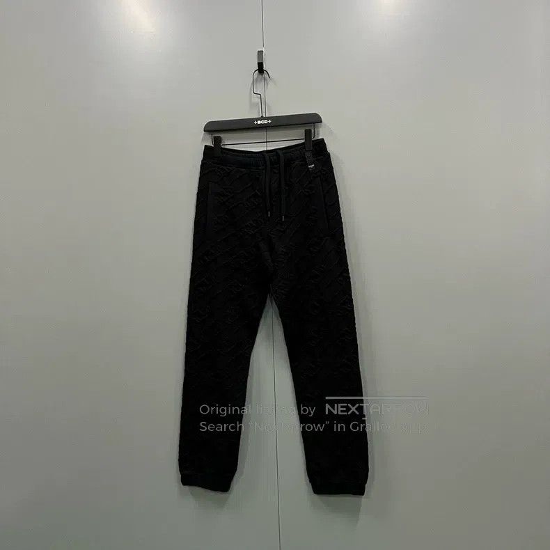 Fendi Fendi Black Lock Embossed Sweatpants Size US 30 / EU 46 - 1 Thumbnail