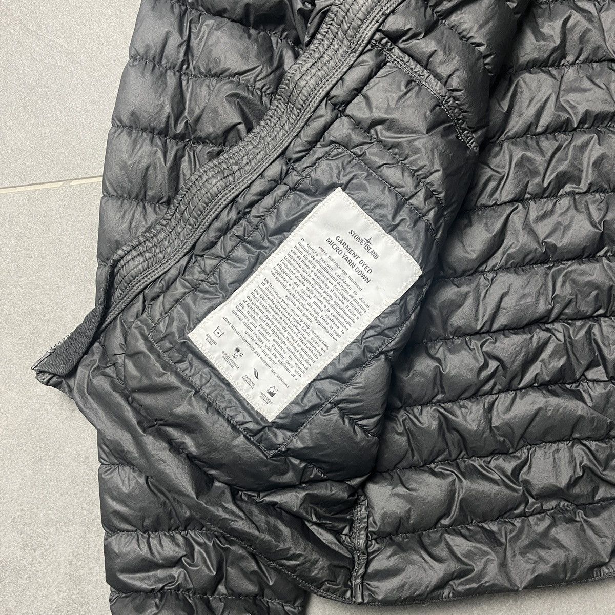 Stone Island Stone Island Puffer Jacket - Jacket - Original Size US M / EU 48-50 / 2 - 6 Thumbnail