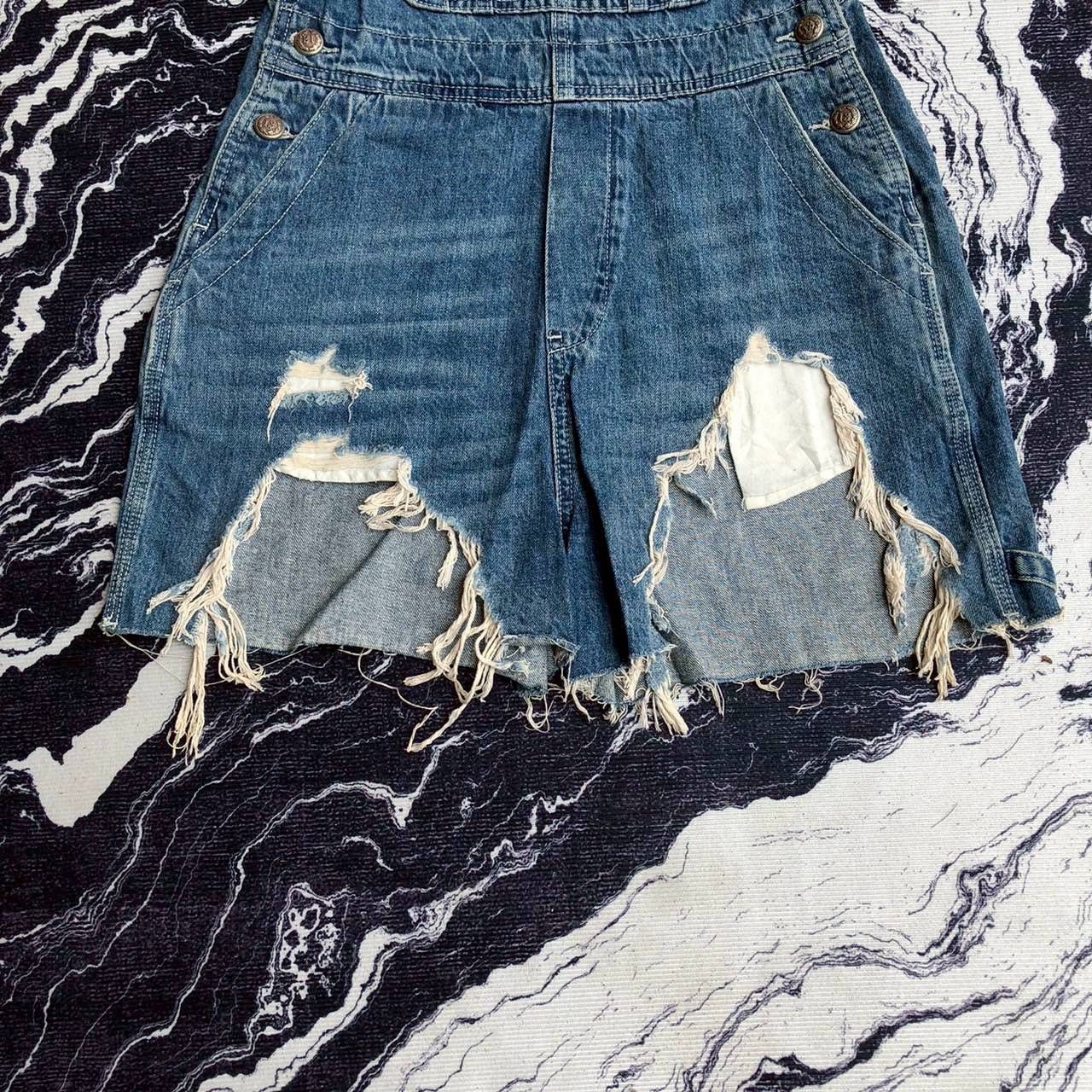 R13 R13 Distressed Denim Shorts Overalls Size 30" / US 8 / IT 44 - 3 Thumbnail