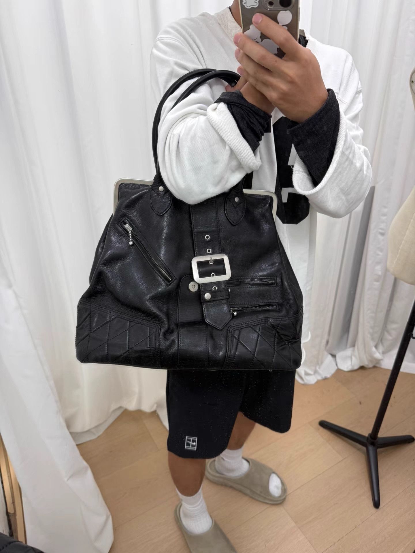 Junya Watanabe Junya Watanabe Biker Cowhide Gold-Tone Buckle Handbag K20 Size ONE SIZE - 6 Thumbnail