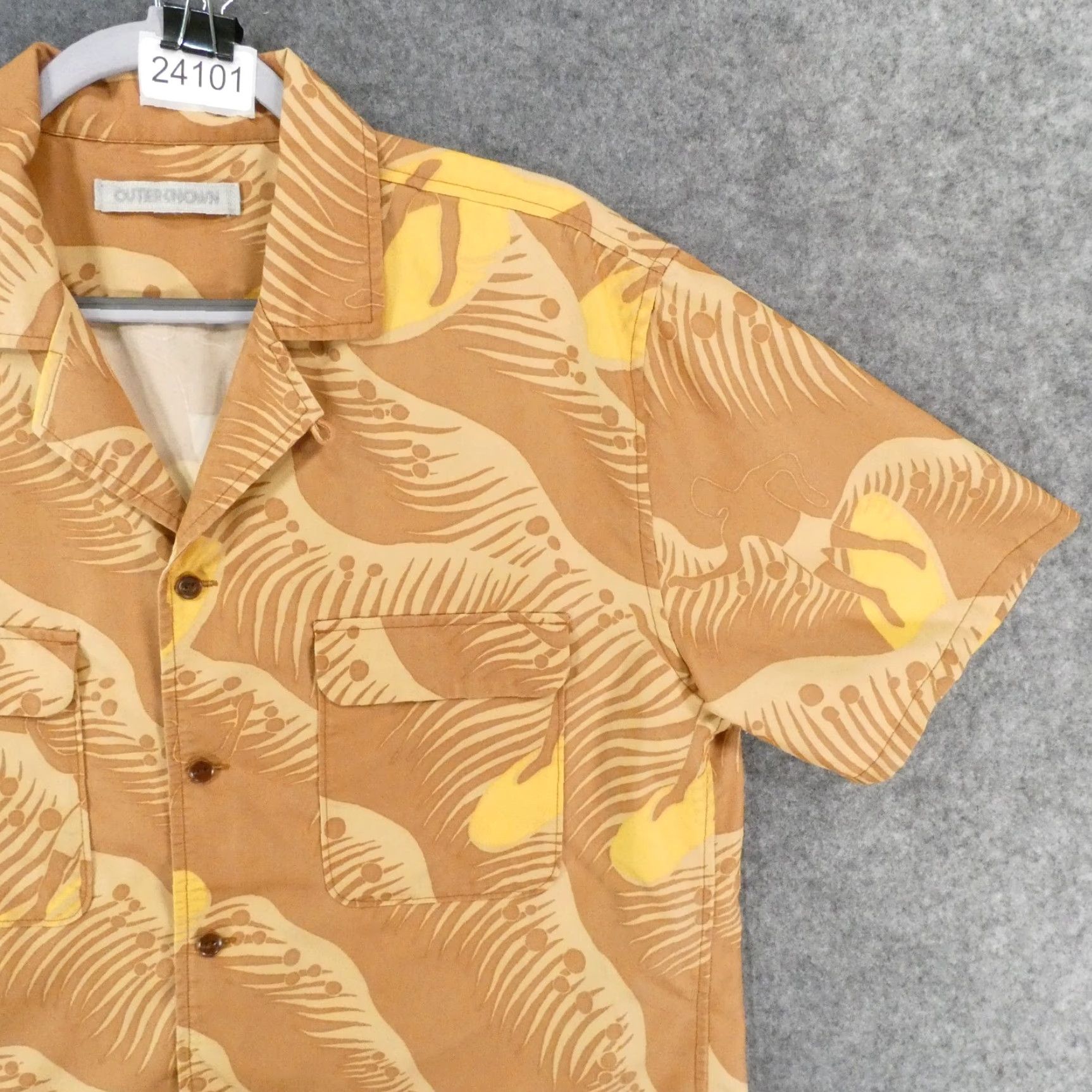 Outerknown Outerknown Shirt Mens Medium Short Sleeve Brown Floral Beach Hawaiian Size US M / EU 48-50 / 2 - 6 Thumbnail