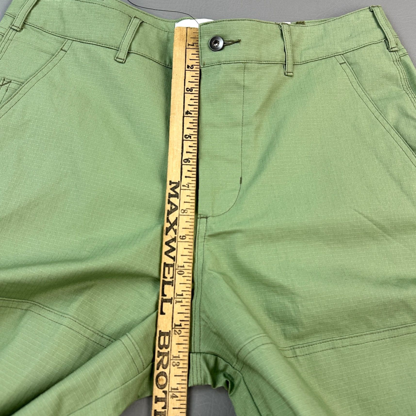 Nike Nike SB Pants Mens 32x31 Oil Green Ripstop Double Knee Straight Leg Skate Pant Mens 32 Inseam 31in Straight Color Green 90s Punk Retro USA Size US 32 / EU 48 - 5 Thumbnail
