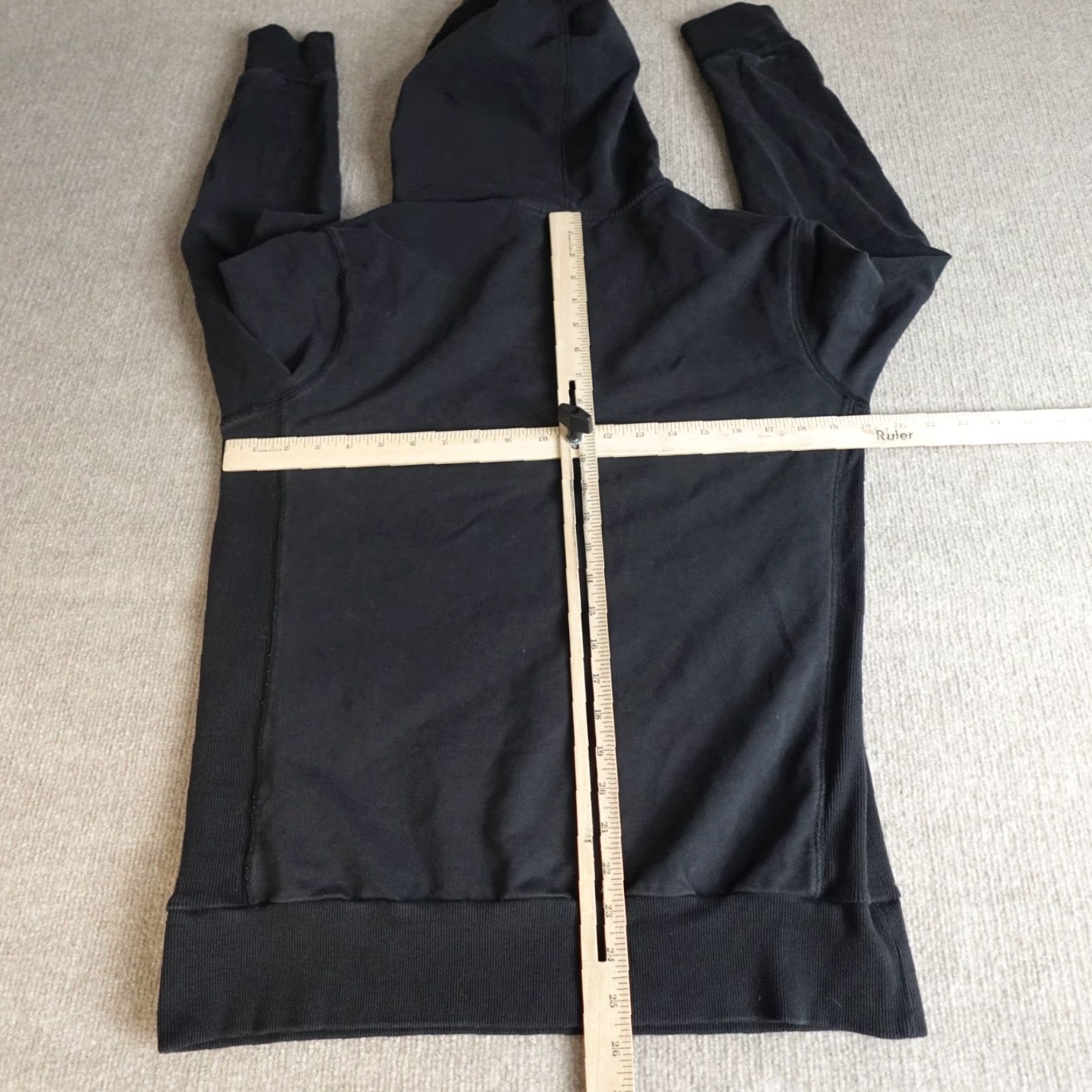 Lululemon Lululemon Mens Shirt Medium Black Athletic Fit Pullover Lightweight Solid Activity Activewear Hoodie Size US M / EU 48-50 / 2 - 4 Thumbnail