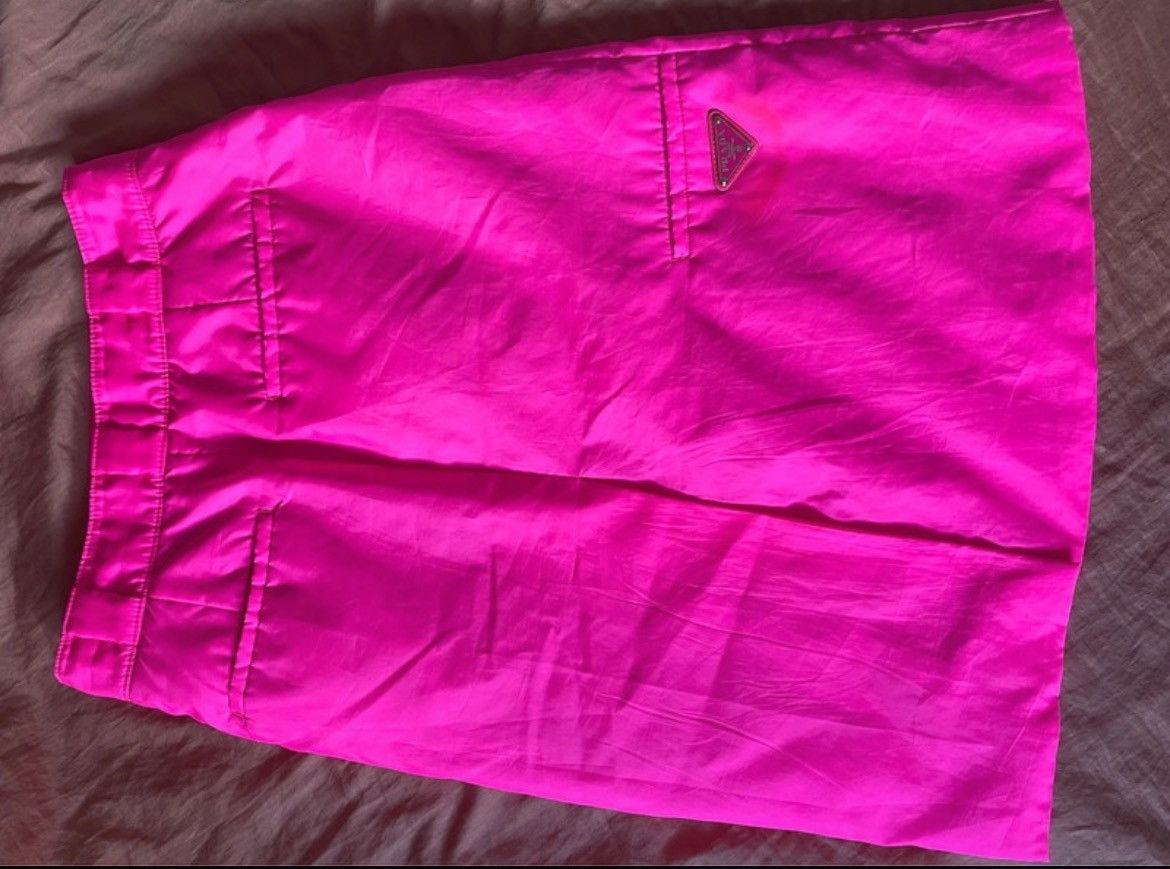 Prada Neon Pink Prada Skirt Size 26" / US 2 / IT 38 - 3 Thumbnail