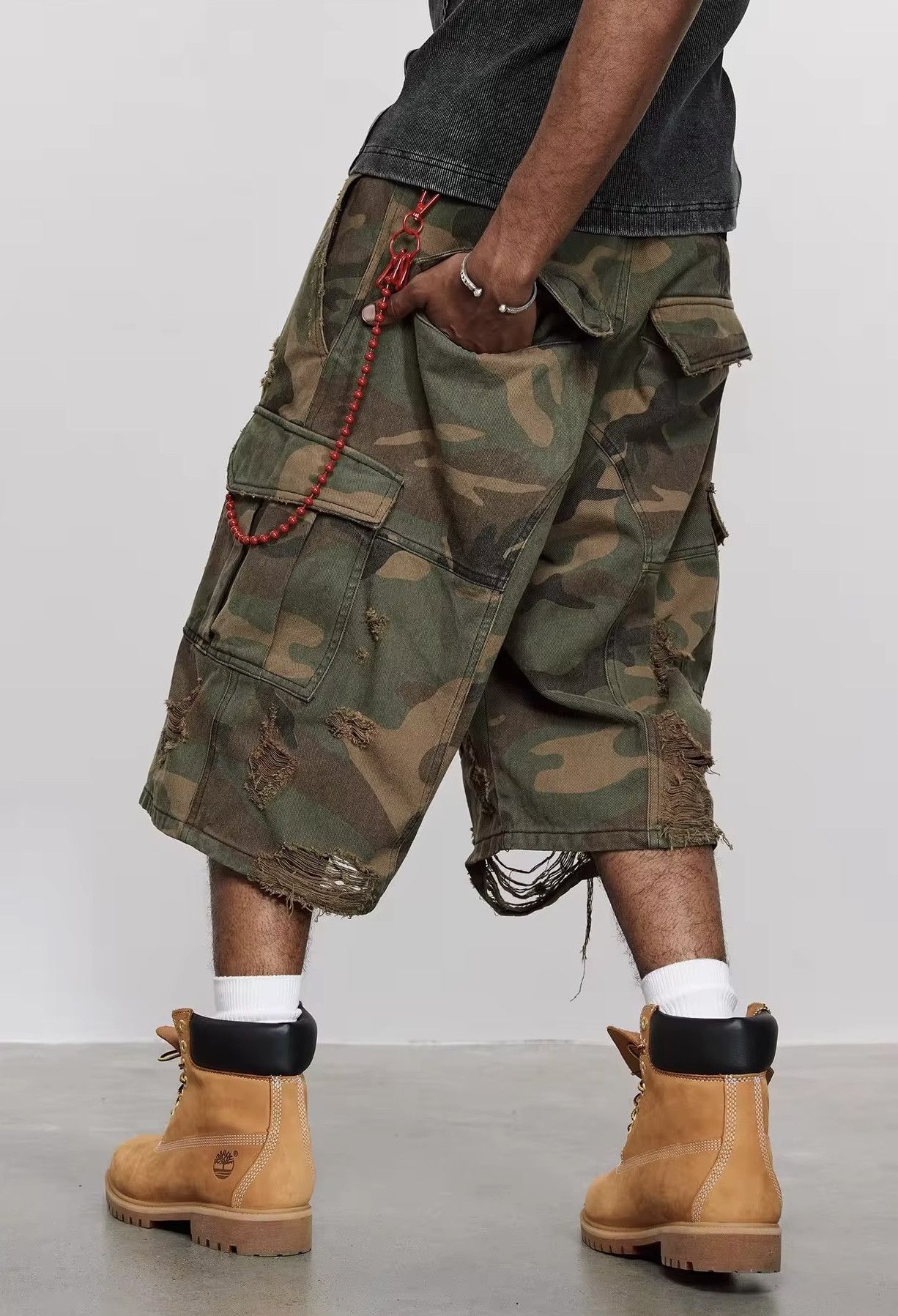Jean Camouflage Ripped Shorts Size US 30 / EU 46 - 2 Thumbnail