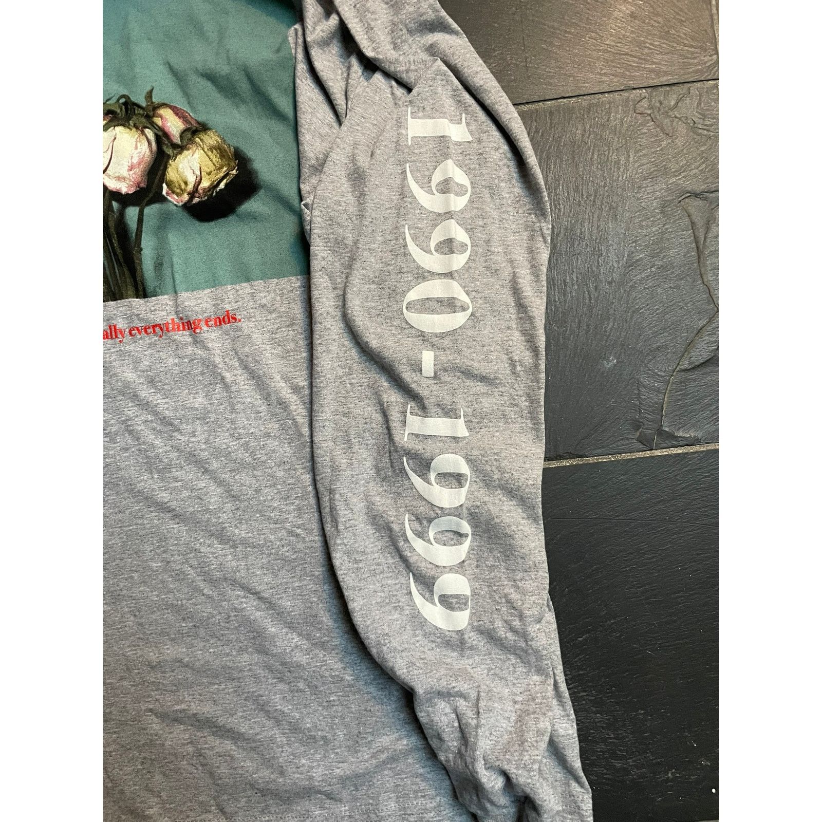 Pacsun Everything Ends Gray Longsleeve Medium Size US M / EU 48-50 / 2 - 3 Thumbnail