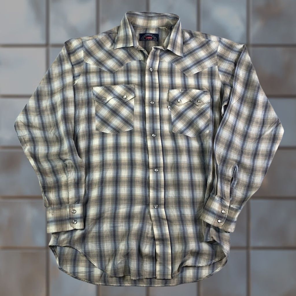 Levi's VINTAGE Levi Strauss Western Shirt Plaid Pearl Snap White Big E Tag Size Med Men Long Sleeve Blue Pattern Saw Tooth Button-Up Regular" Size US M / EU 48-50 / 2 - 1 Thumbnail