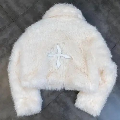 Designer Fluffy Winter Faux Fur Coat Jacket Gothic style with cross Size ONE SIZE - 4 Thumbnail