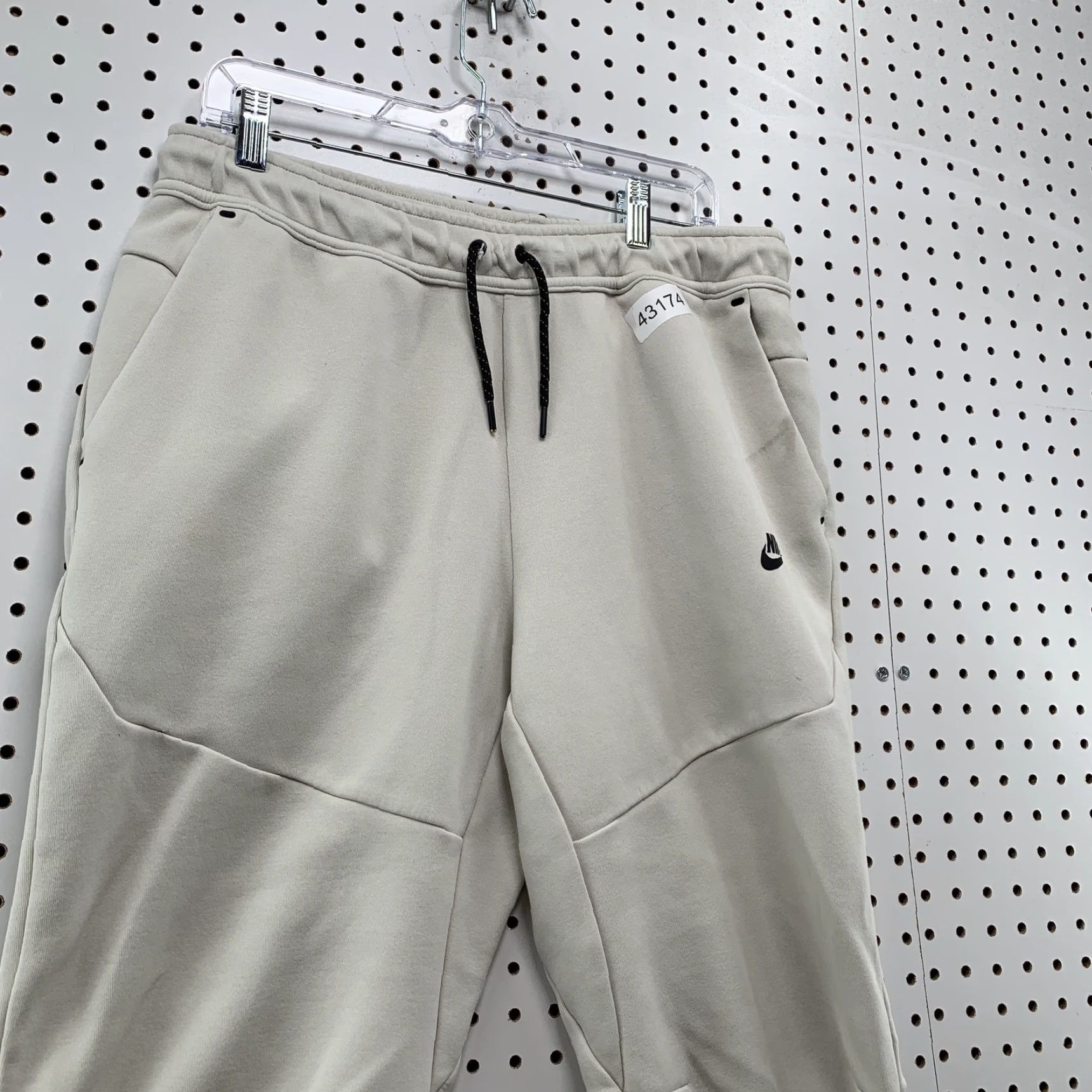 Nike Nike Tech Fleece Jogger Sweatpants Mens Large Beige Drawstring Pockets Size US 33 - 4 Thumbnail