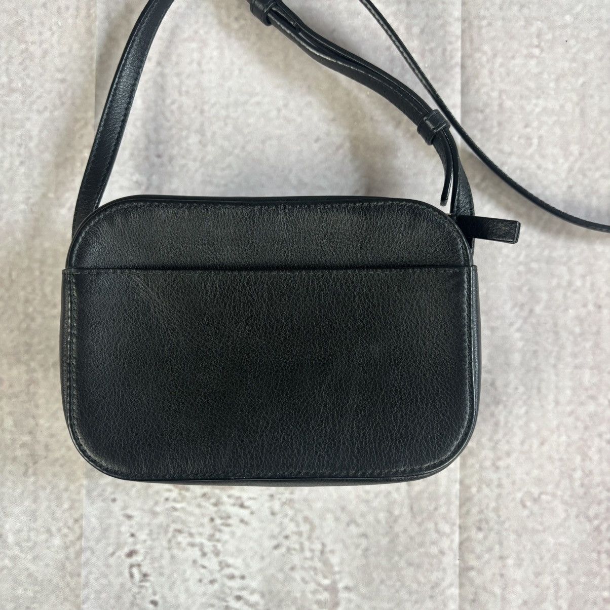 Balenciaga Balenciaga you are the world camera bag Size ONE SIZE - 3 Thumbnail