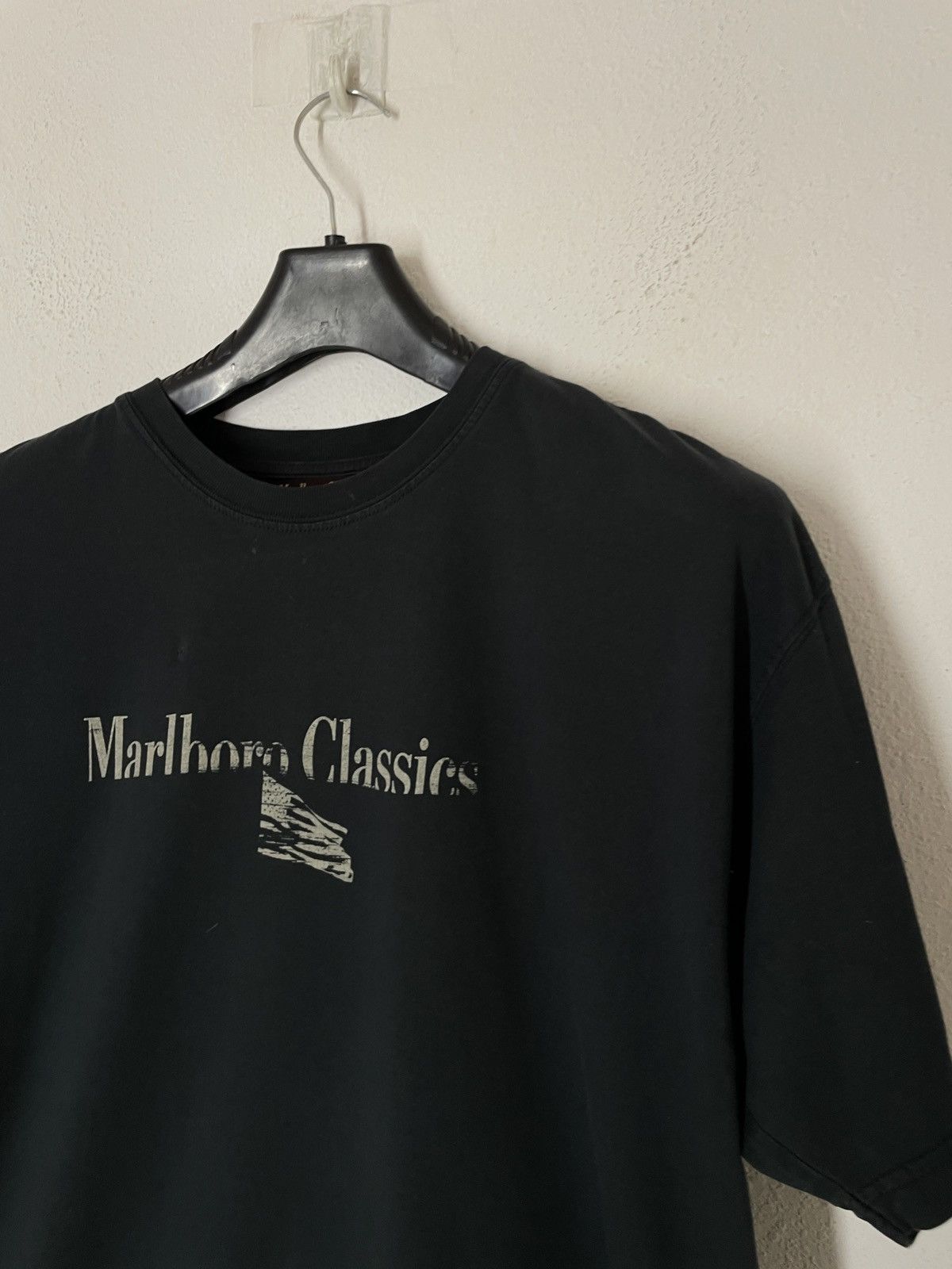 Marlboro Classics Vintage Faded Marlboro clasics T shirt USA Flag tee Size US L / EU 52-54 / 3 - 2 Thumbnail
