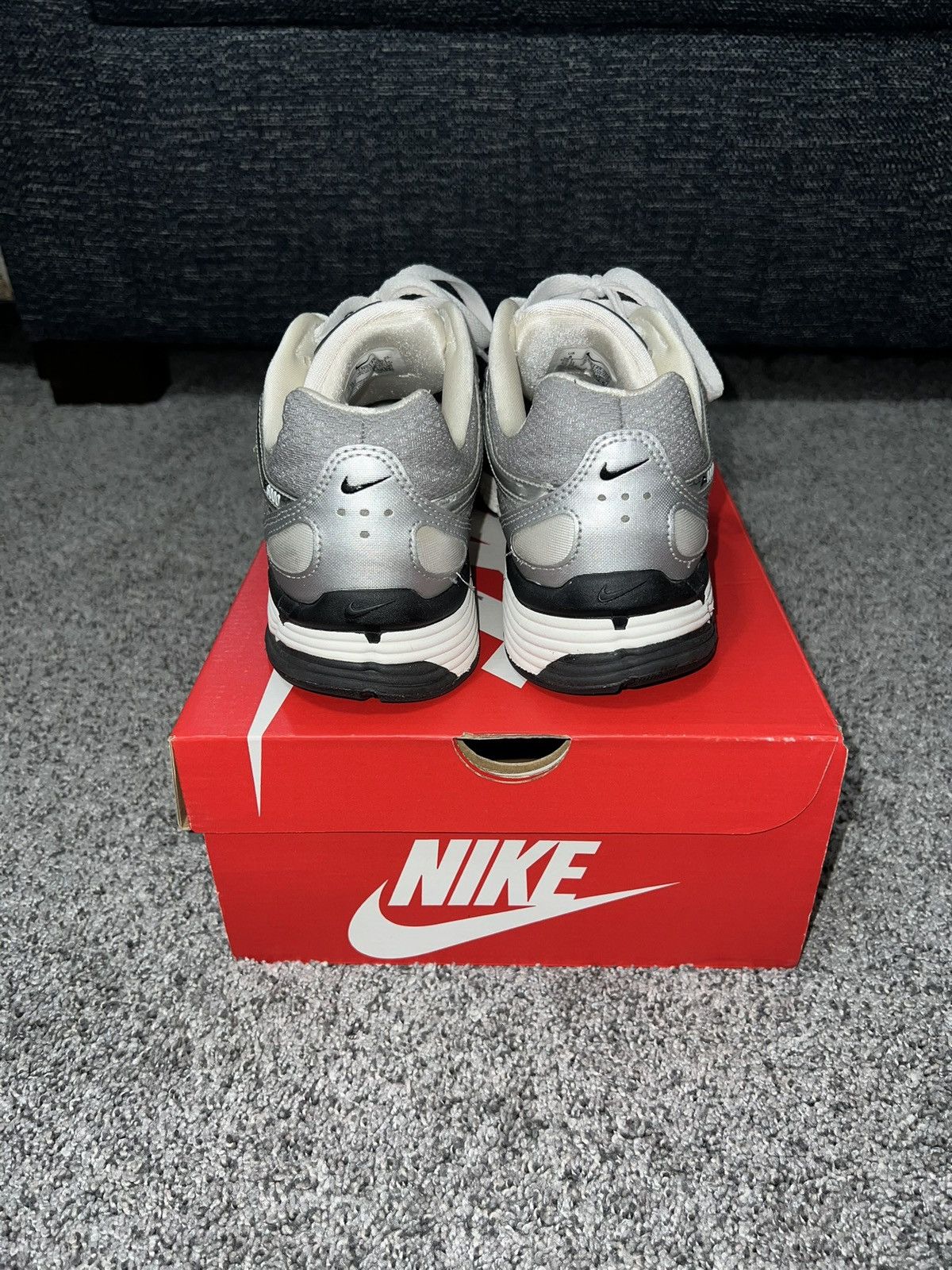 Nike Nike P6000 Silver Size US 8 / EU 41 - 4 Thumbnail