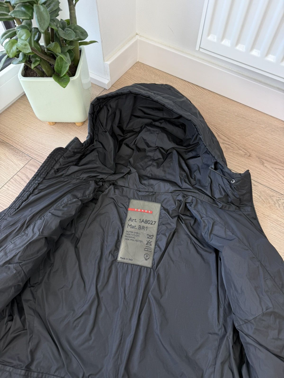 Prada Prada Nylon Jacket Red Tab Size women 42 Size M / US 6-8 / IT 42-44 - 16 Thumbnail