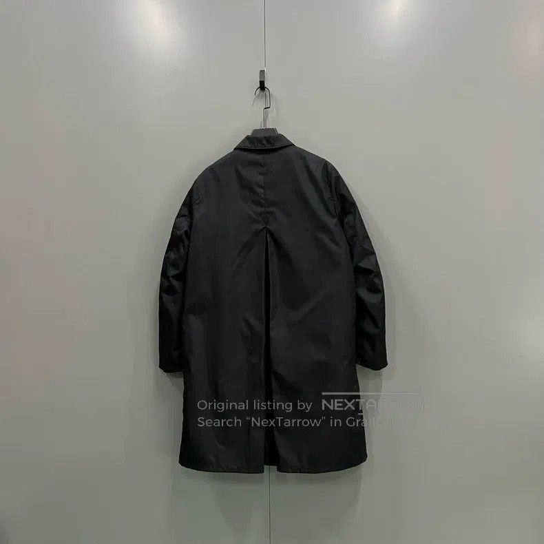Prada Prada Black pocket triangle windbreaker jacket Size US M / EU 48-50 / 2 - 2 Thumbnail