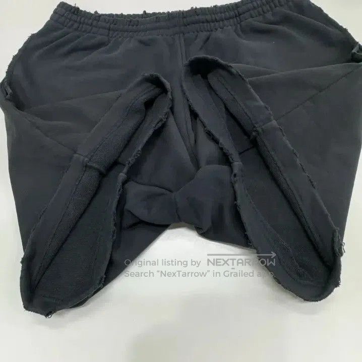 Balenciaga Balenciaga SS22 Logo Gray Sports Shorts. Size US 32 / EU 48 - 8 Thumbnail