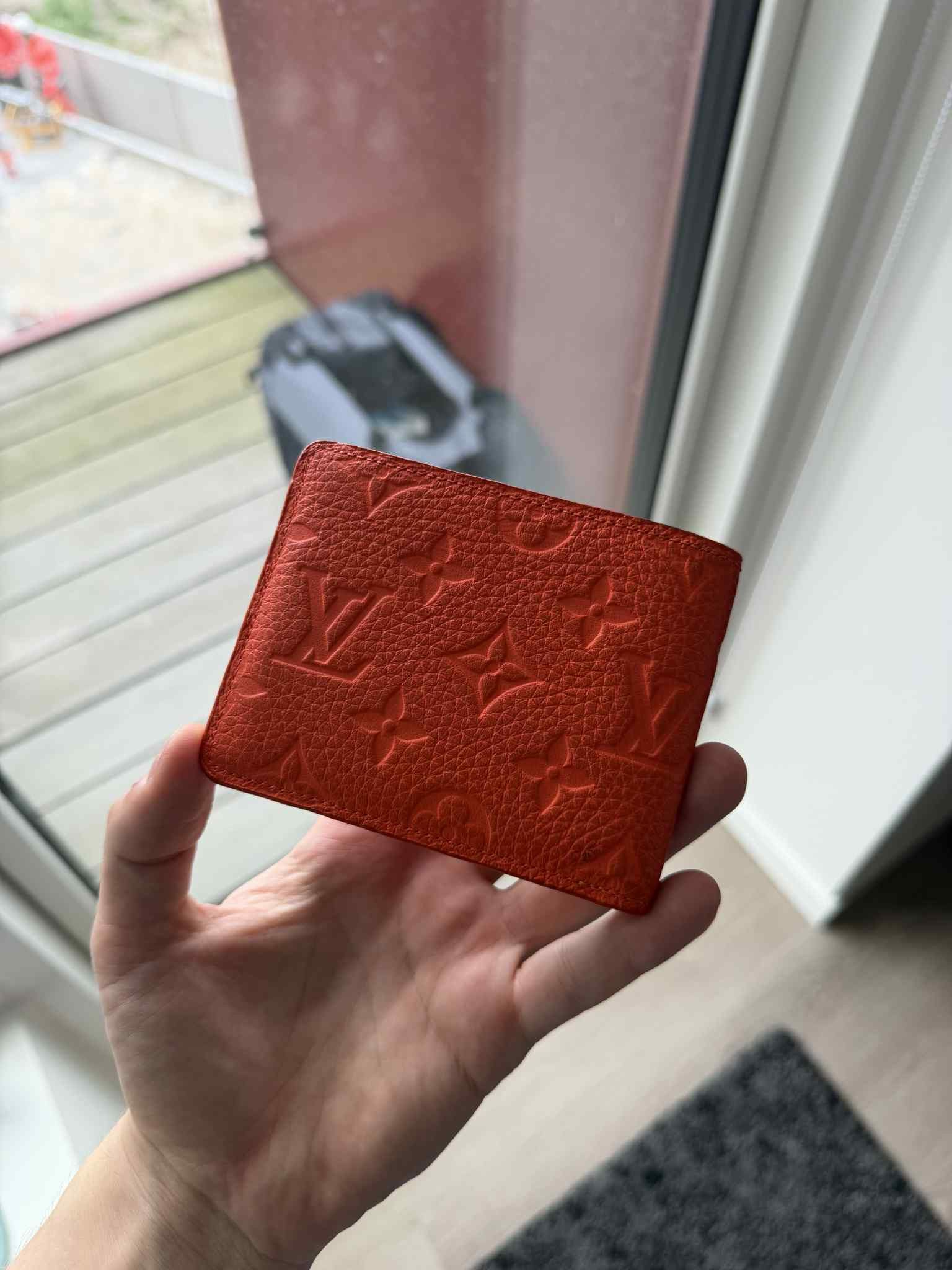Louis Vuitton Louis Vuitton Slender Wallet Size ONE SIZE - 2 Thumbnail