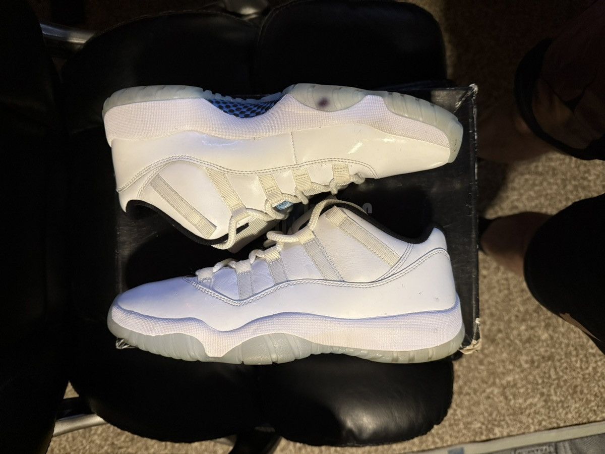 Jordan Brand Jordan 11 Low Legend Blue Size US 9.5 / EU 42-43 - 3 Thumbnail