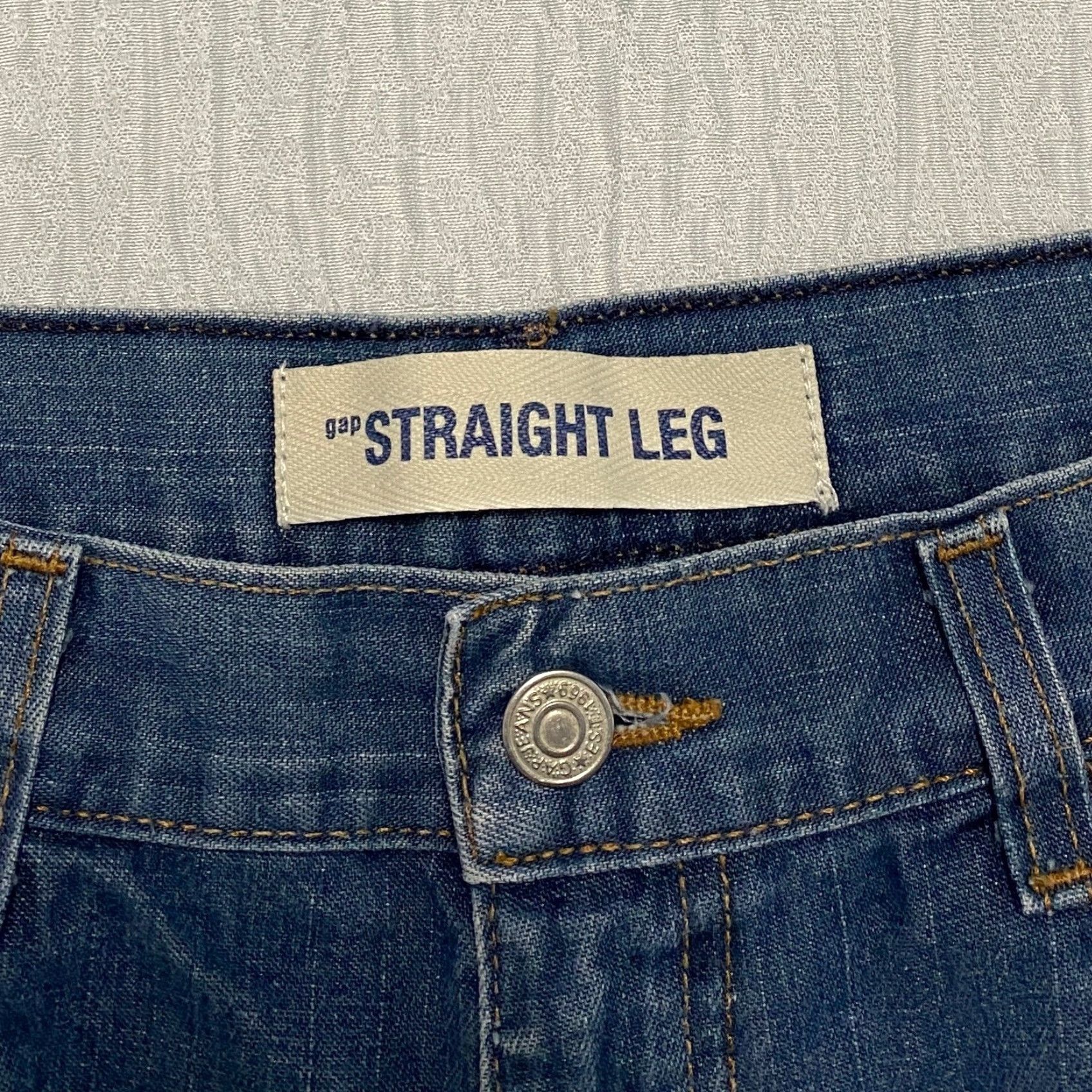 Gap VINTAGE Gap Jeans Straight Women Size 10 Blue 100% Cotton Denim Mid Rise 5-Pocket Design Button Zip Regular fit Adult Womens Jeans Size 32" / US 10 / IT 46 - 2 Thumbnail