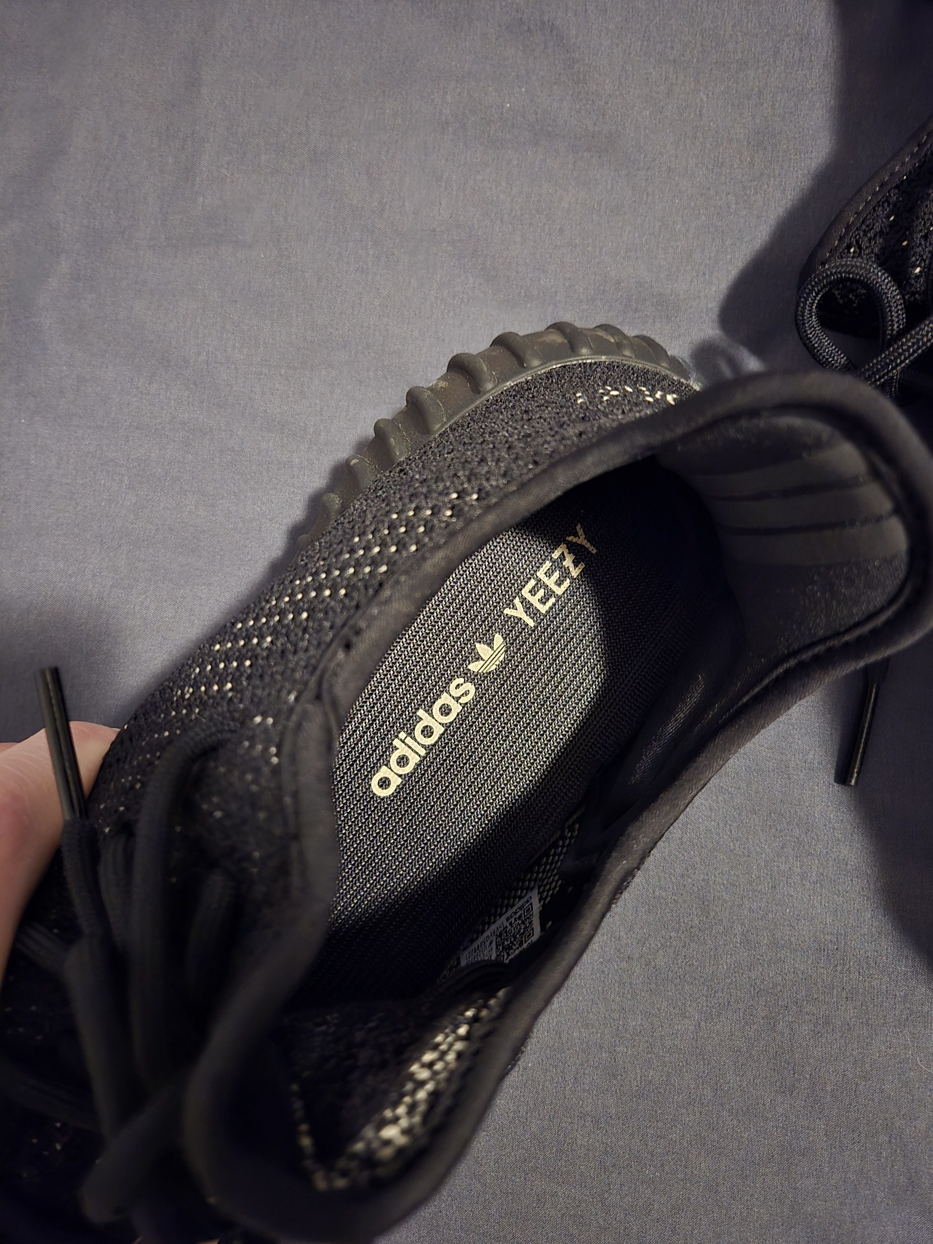 Adidas Yeezy Boost 350 v2 Black/White Size US 10.5 / EU 43-44 - 12 Thumbnail