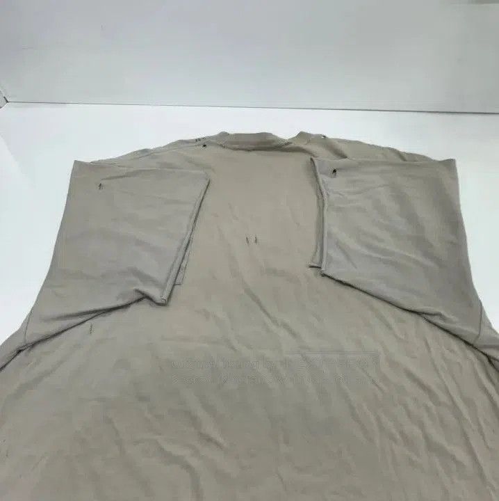 Balenciaga Balenciaga Distressed Logo Short Sleeve T. Size US S / EU 44-46 / 1 - 6 Thumbnail