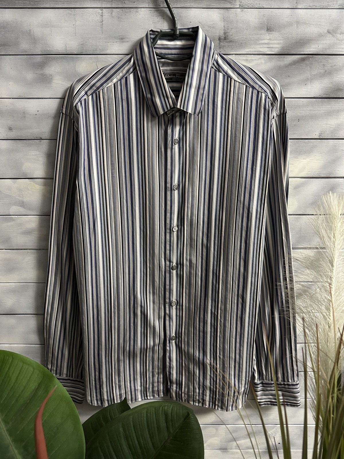 Salvatore Ferragamo Luxury Salvatore Ferragamo Shirt Button in Striped Size XL Size US XL / EU 56 / 4 - 1 Thumbnail